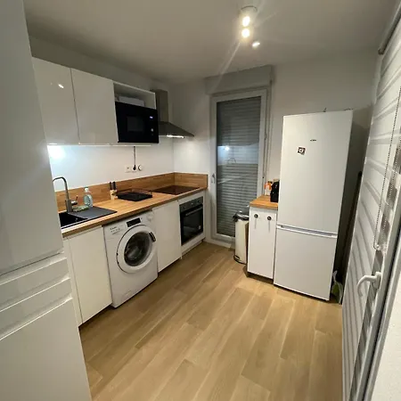 Apartament Superbe T3 A Cote Du Metro, Tramway, Parking Prive Tuluza